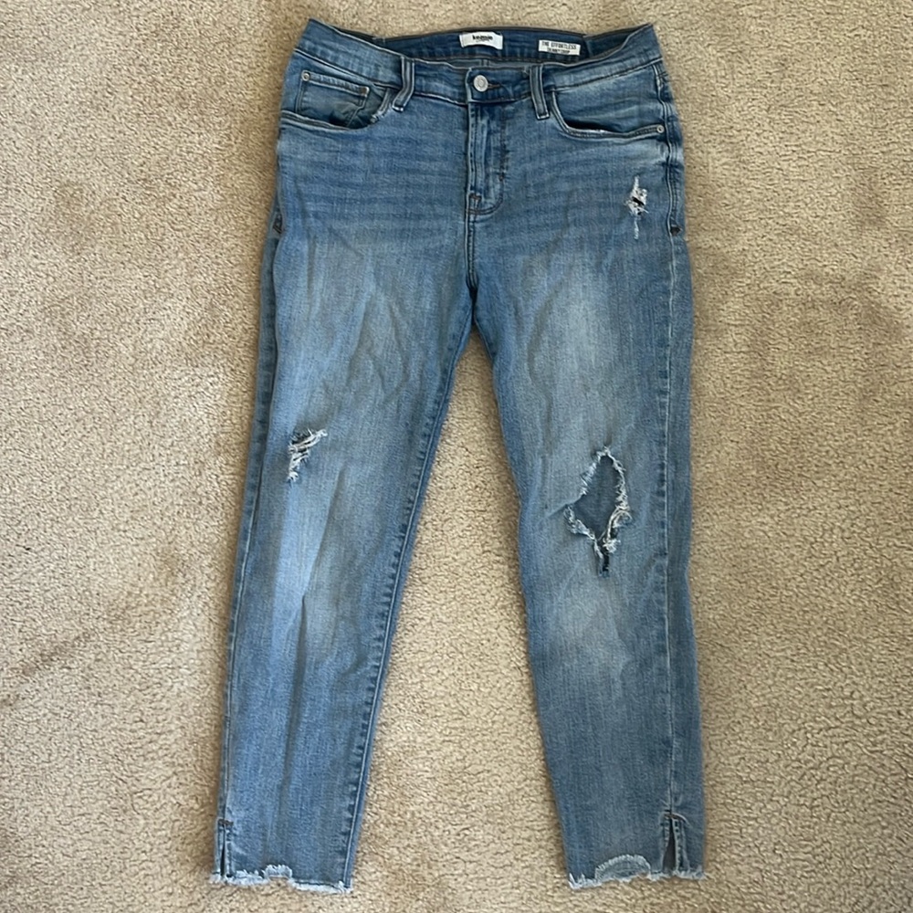 Kensie Effortless Skinny Crop Distressed Denim Jeans in Size 6 8